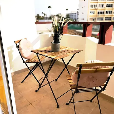 Vibes In Playa del Ingles (Gran Canaria)